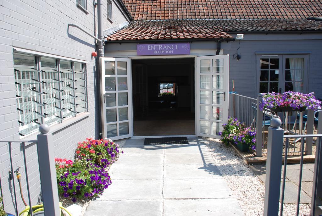 The Angel Inn Warminster Εξωτερικό φωτογραφία