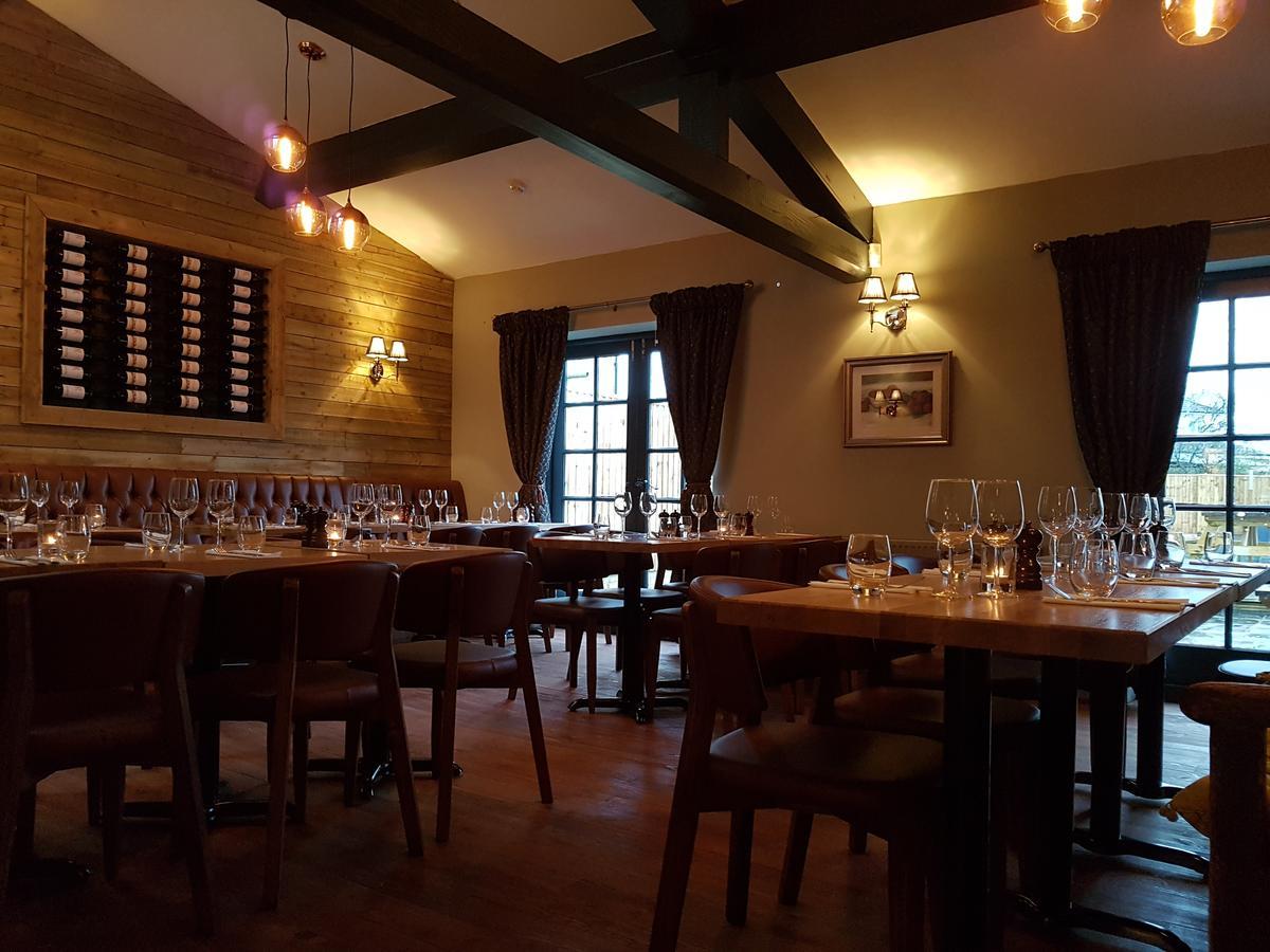 The Angel Inn Warminster Εξωτερικό φωτογραφία